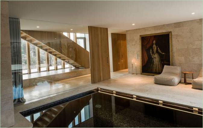 Krytý bazén v apartmánech Vivienda