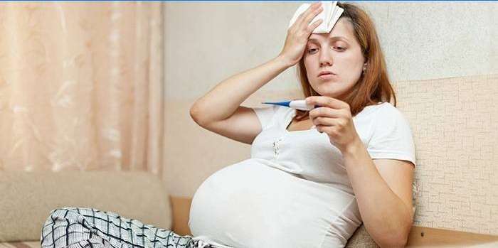 Horečka u ženy v 8 měsících těhotenství