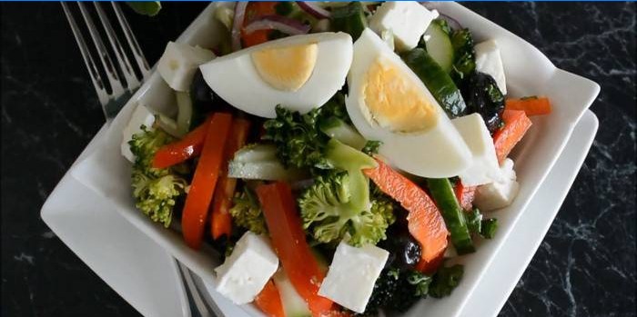 Brokolice salátový recept