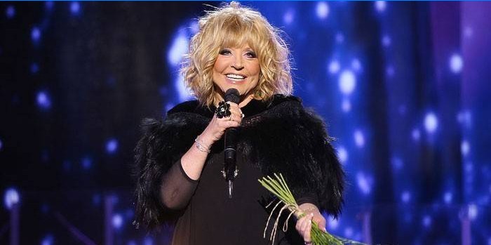 Alla Pugacheva