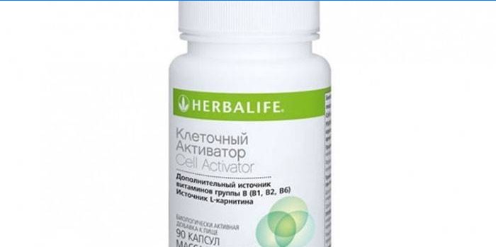 Aktivátor buněk Herbalife ve sklenici