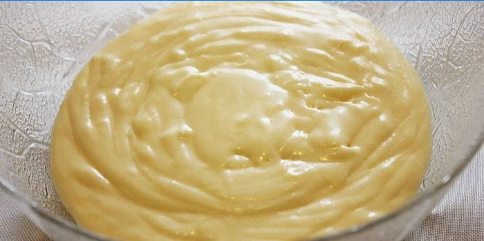 Vařená smetana z mléčného másla