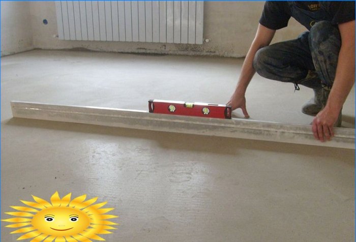 Vyrovnání podlahy samonivelační směsí: drsná, vrchní vrstva, teplé podlahy