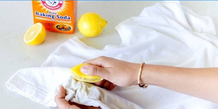 Citronová šťáva ze stop deodorantu