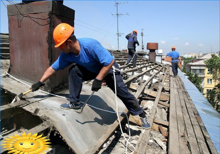 Jak demontovat staré břidlice ze střechy