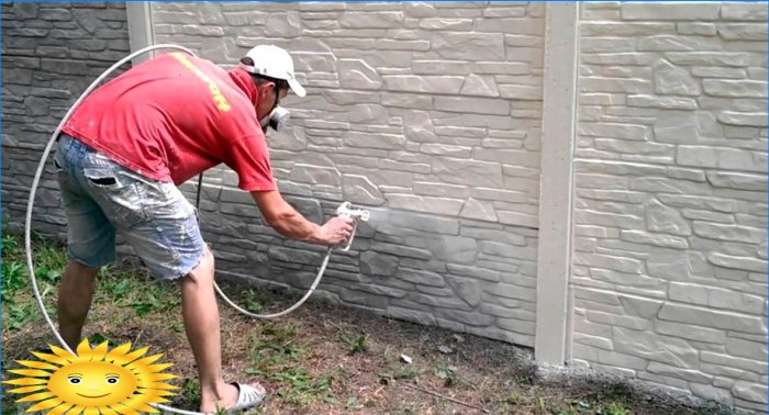 Jak malovat betonový plot