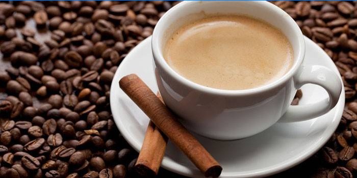 Jak pít skořicovou kávu