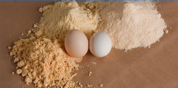 Kuřecí vejce a prášek z nich