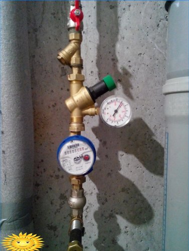 Reduktor nebo regulátor tlaku vody ve vodovodním systému
