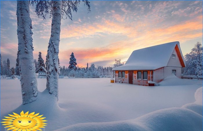 Zimní zasněžené chaty: krásný výběr fotografií