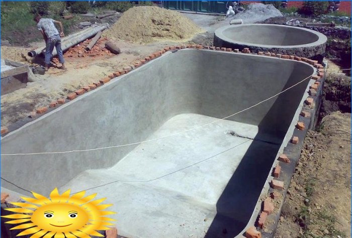 Jak postavit bazén s betonovou miskou vlastními rukama