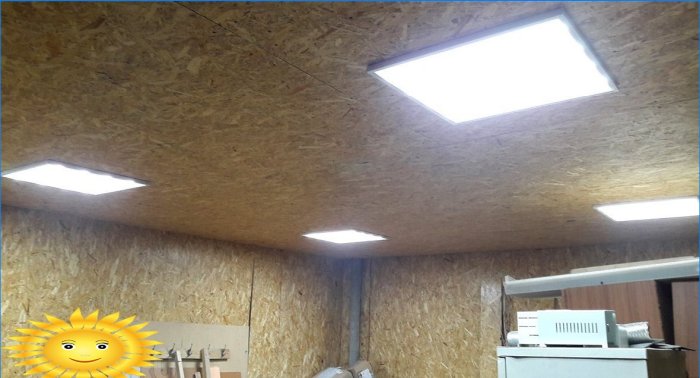 LED stropní světla v garáži