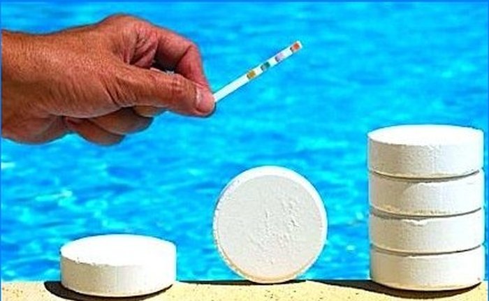 Chemikálie pro bazény a alternativní metody úpravy vody