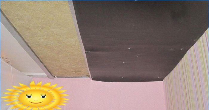 Hluková izolace stropu v bytě pod napnutým stropem