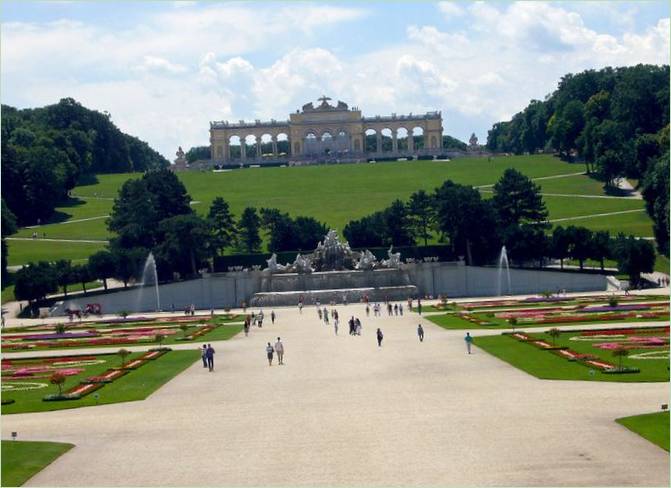 Zámek Schoenbrunn ve Vídni
