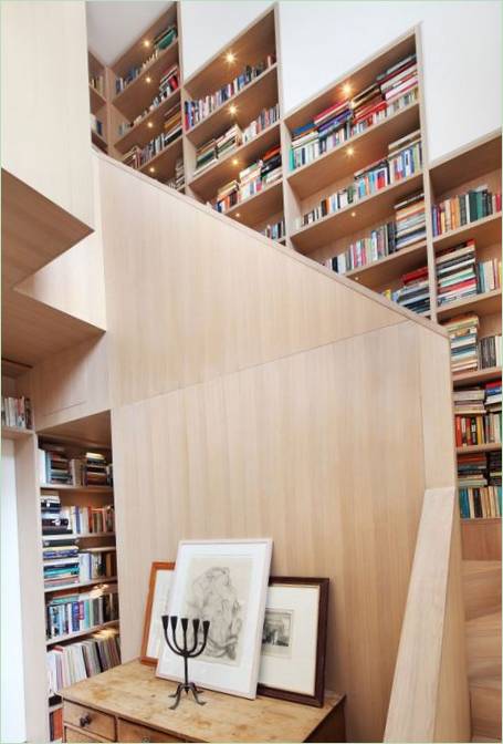 Interiér Book Tower House v Londýně, Anglie
