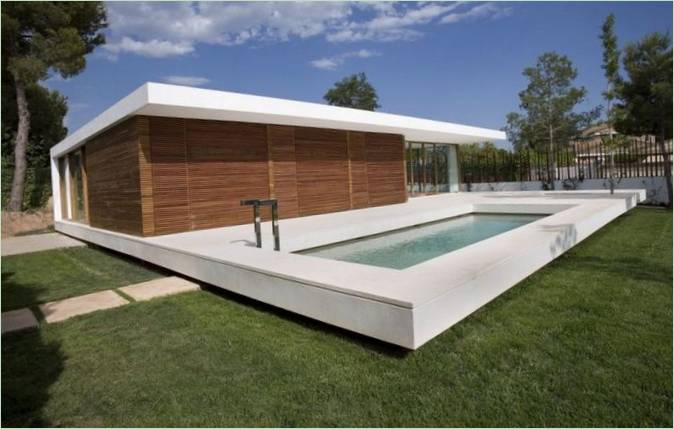 Villa SSR House od Silvestre Navarro Architects ve Valencii