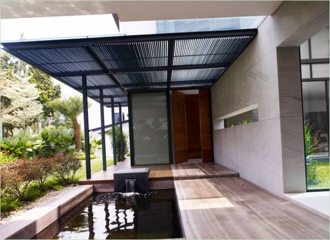 Moderní terasy u bazénu - Foto 7