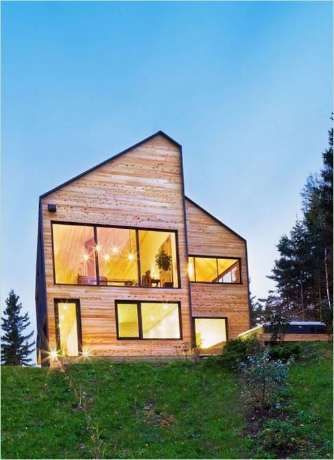 Exteriér dřevěného domu v Quebecu