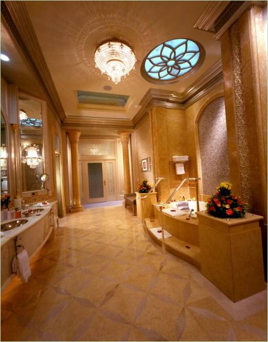 Design interiéru pokoje v hotelu Emirates Palace