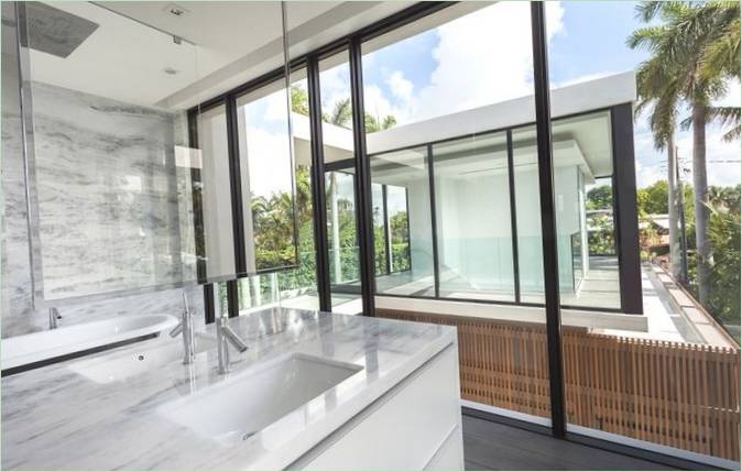 Mramorová koupelna Villa Fendi od rGlobe architecture