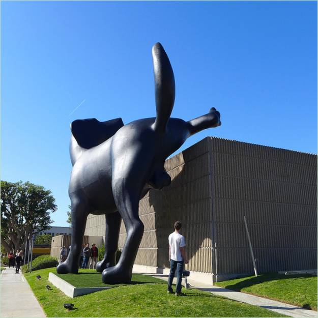 Bad Dog - unikátní socha psa