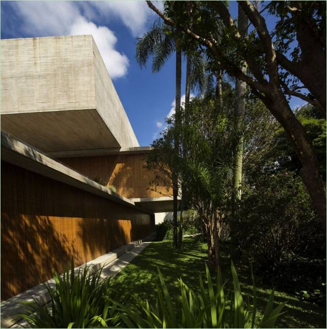 Exteriér domu P House