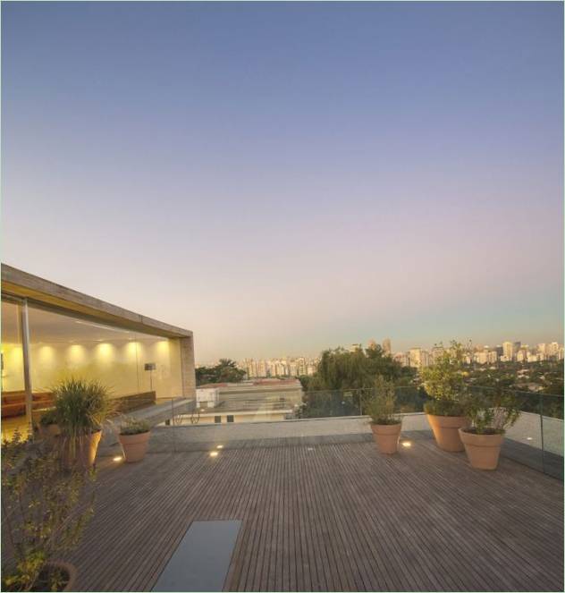 Terasa moderního domu P House