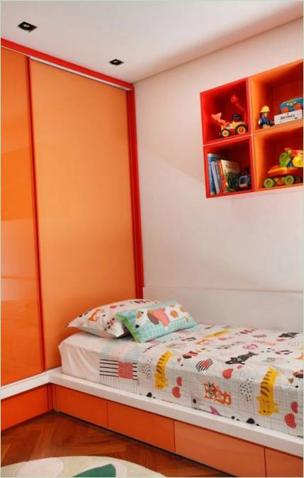 Interiér dětského pokoje venkovského domu DM House v Brazílii