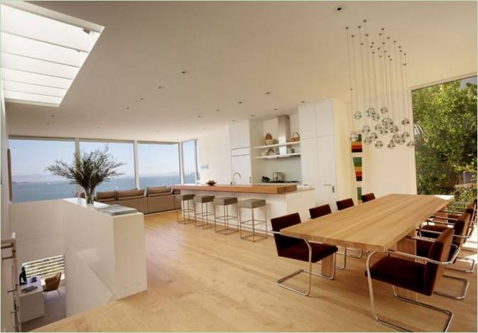 Kuchyňský kout Sausalito Hillside Remodel by Turnbull Griffin Haesloop Architects