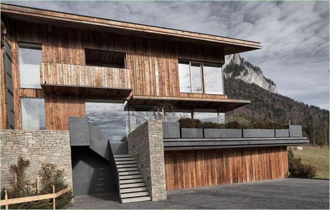 Dřevěný dům Wiesenhof od Gogl Architekten