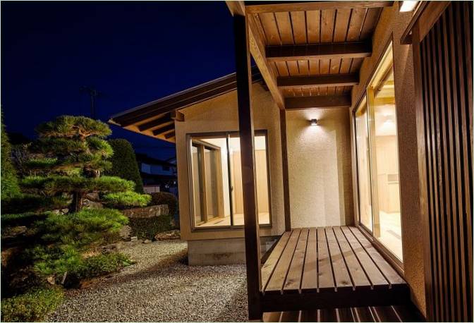 Vchod do Cocoon House