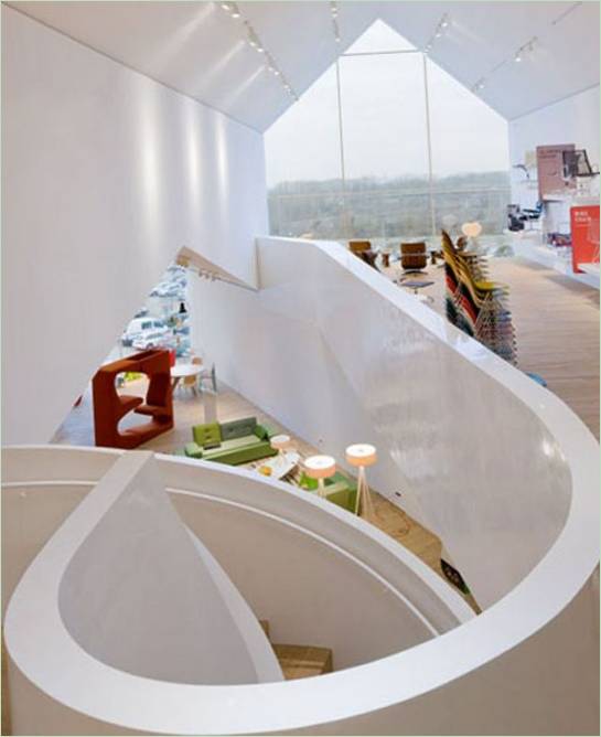Interiér obytného prostoru ve Vitra House