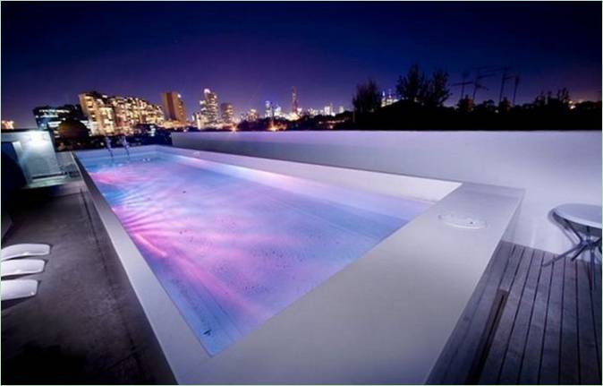 Luxusní hotelový bazén