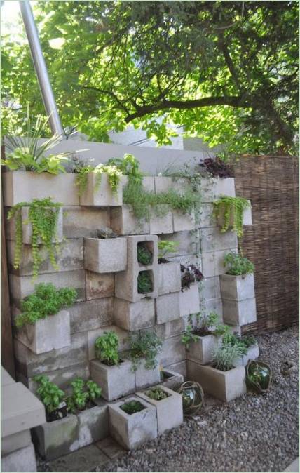 Bloky v krajině: vertikální zahrada