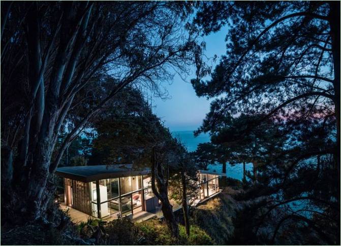 Venkovské sídlo Fall House na pobřeží Big Sur