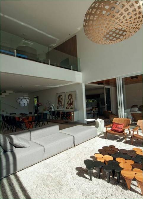 Rodinný dům v ekologicky šetrné lokalitě Aldeia 082 od Dayala + Rafael Arquitetura v Goiânii, Goiás, Brazílie