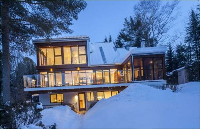 Domov v lesích, Quebec