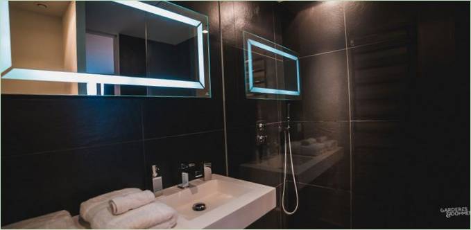 Moderní design interiéru koupelny